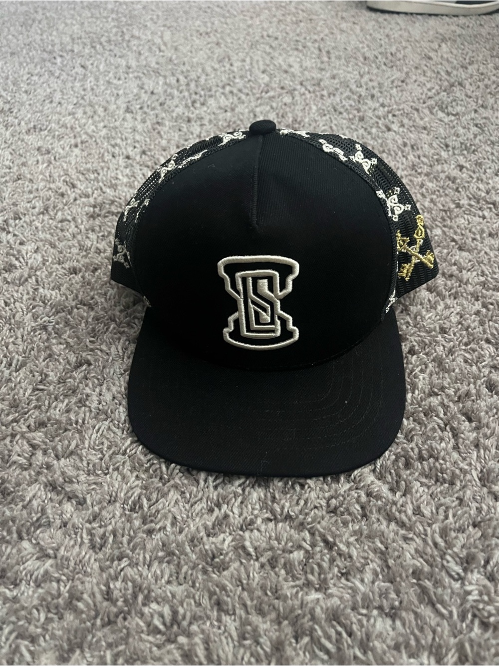 Men’s Black Logo Trucker Hat